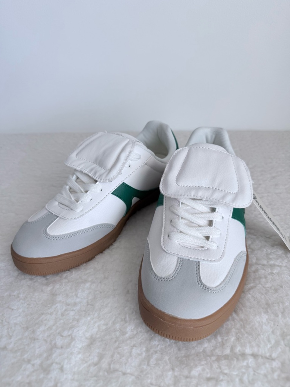 White and Green Women's Sport Sneakers, US Size 9.5